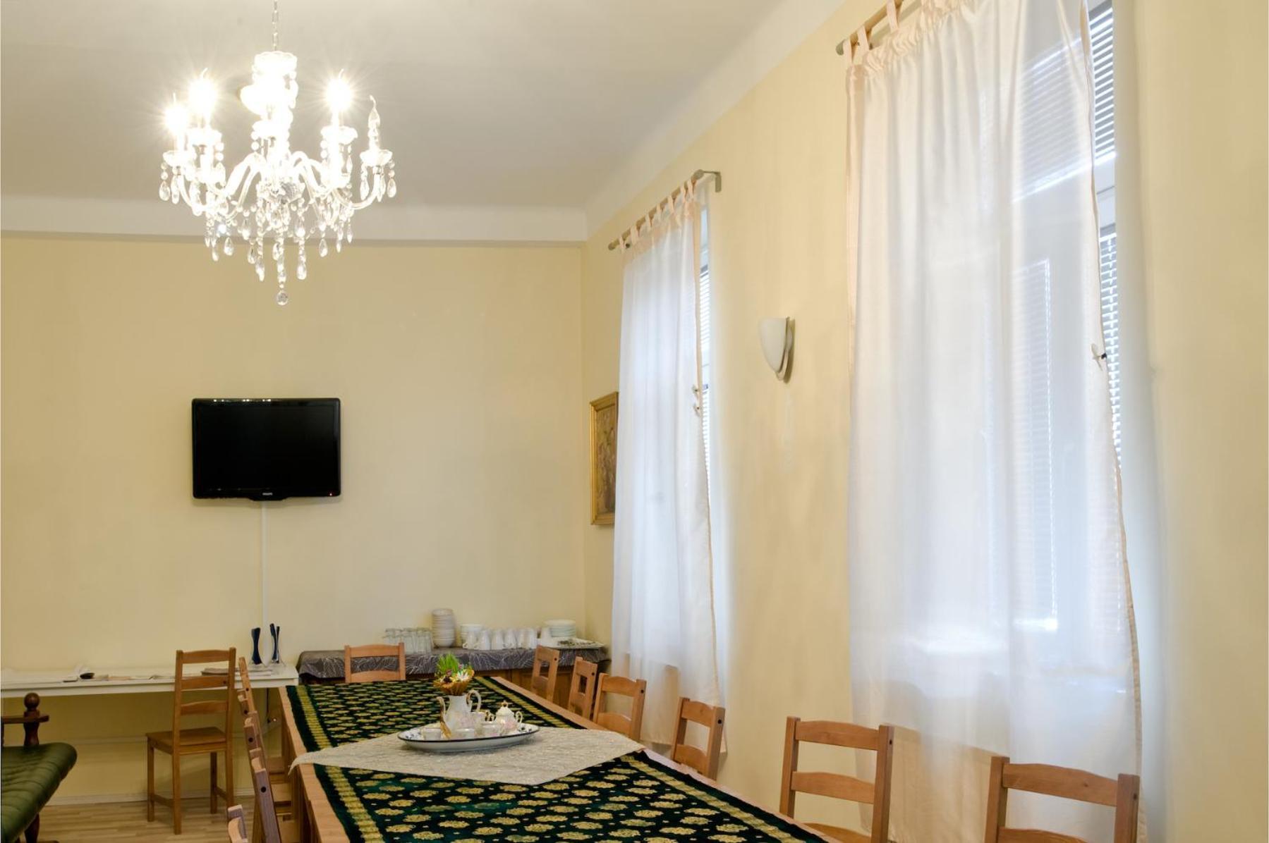 Hostel Sonce Ptuj Ngoại thất bức ảnh