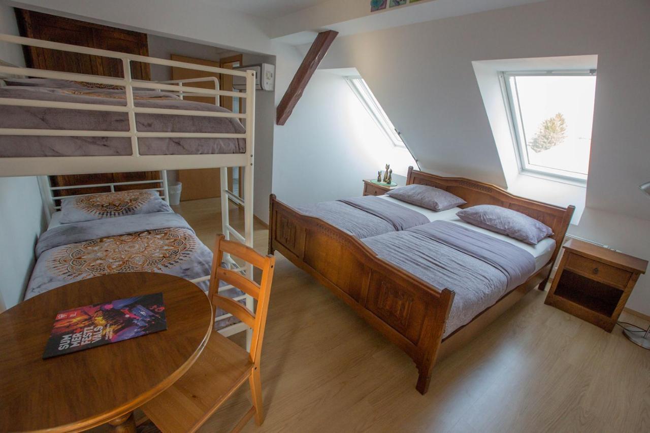 Hostel Sonce Ptuj Ngoại thất bức ảnh